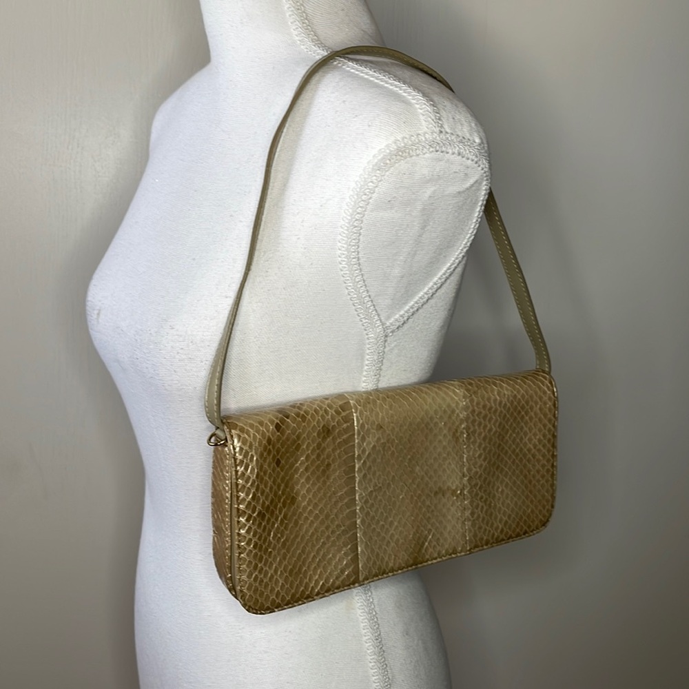 Giani Bernini y2k Gold Metallic Snakeskin Baguette